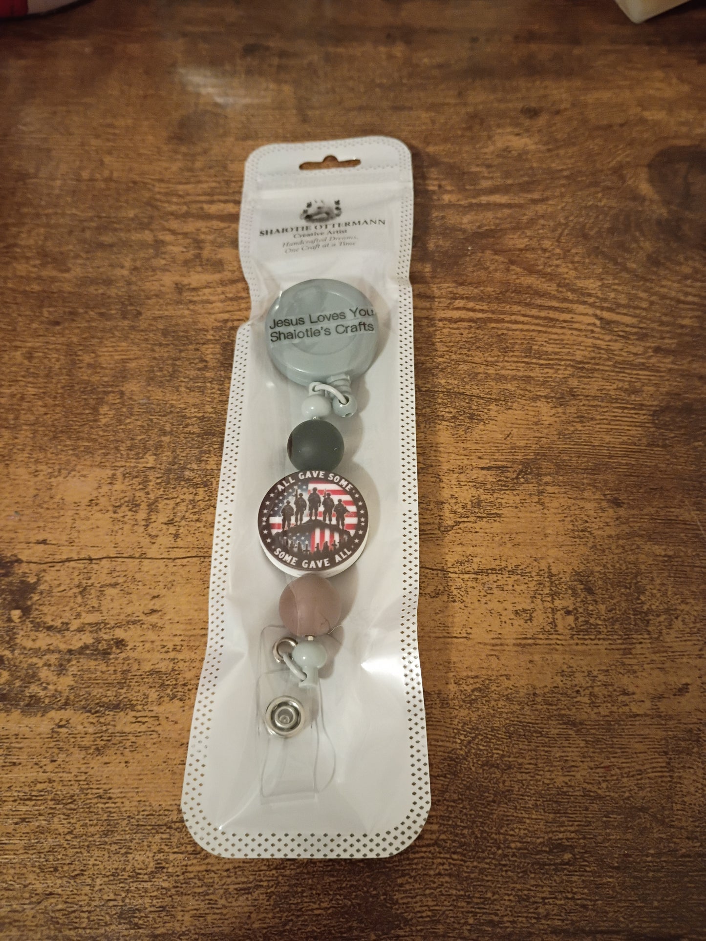 Handmade Badge Holder made by Shaiotie's Crafts aka Shaiotie Ottermann.