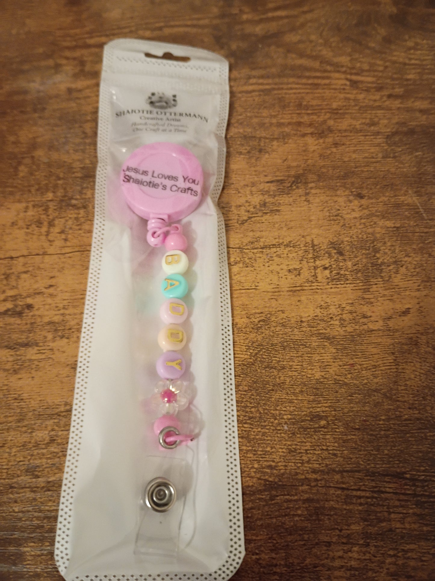 Handmade Badge Holder made by Shaiotie's Crafts aka Shaiotie Ottermann.