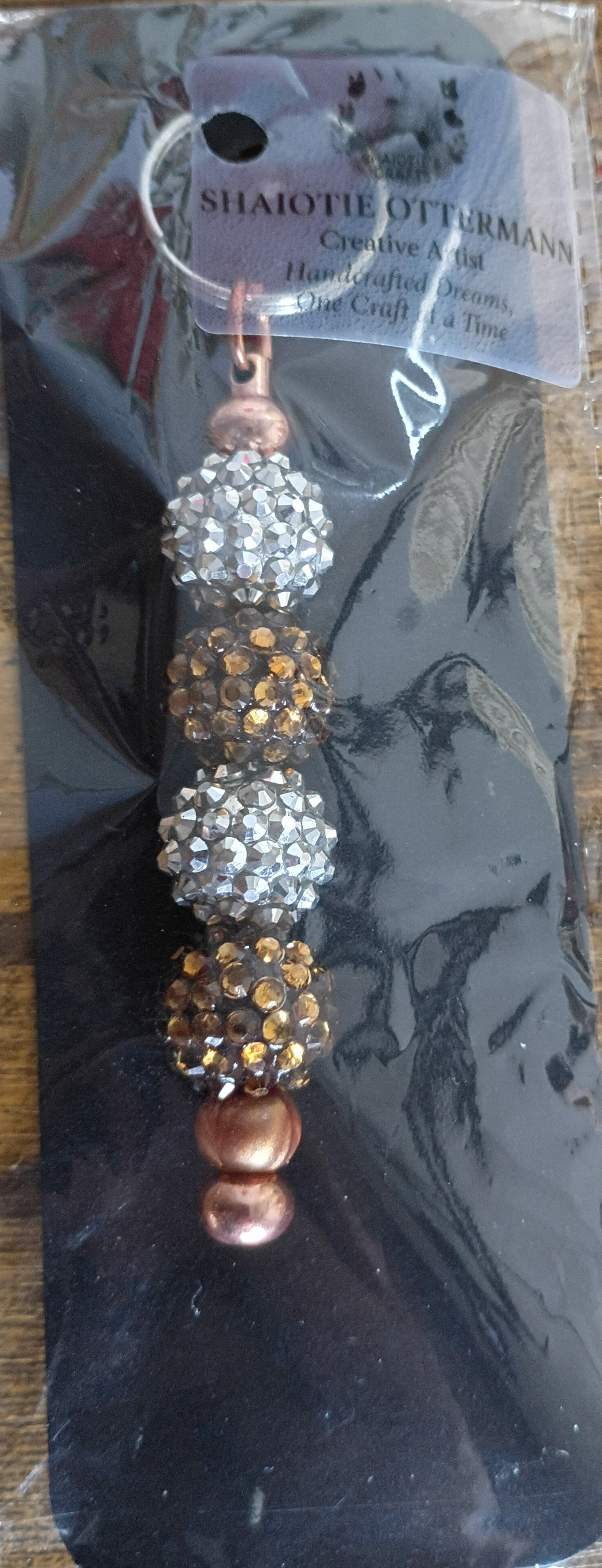 Handmade keychain made by Shaiotie's Crafts aka Shaiotie Ottermann