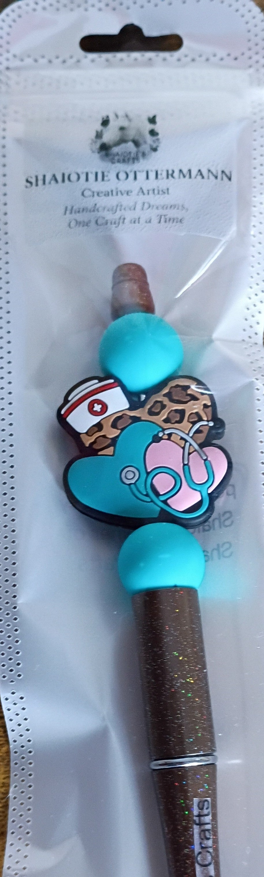 Handmade pen made by Shaiotie's Crafts aka Shaiotie Ottermann