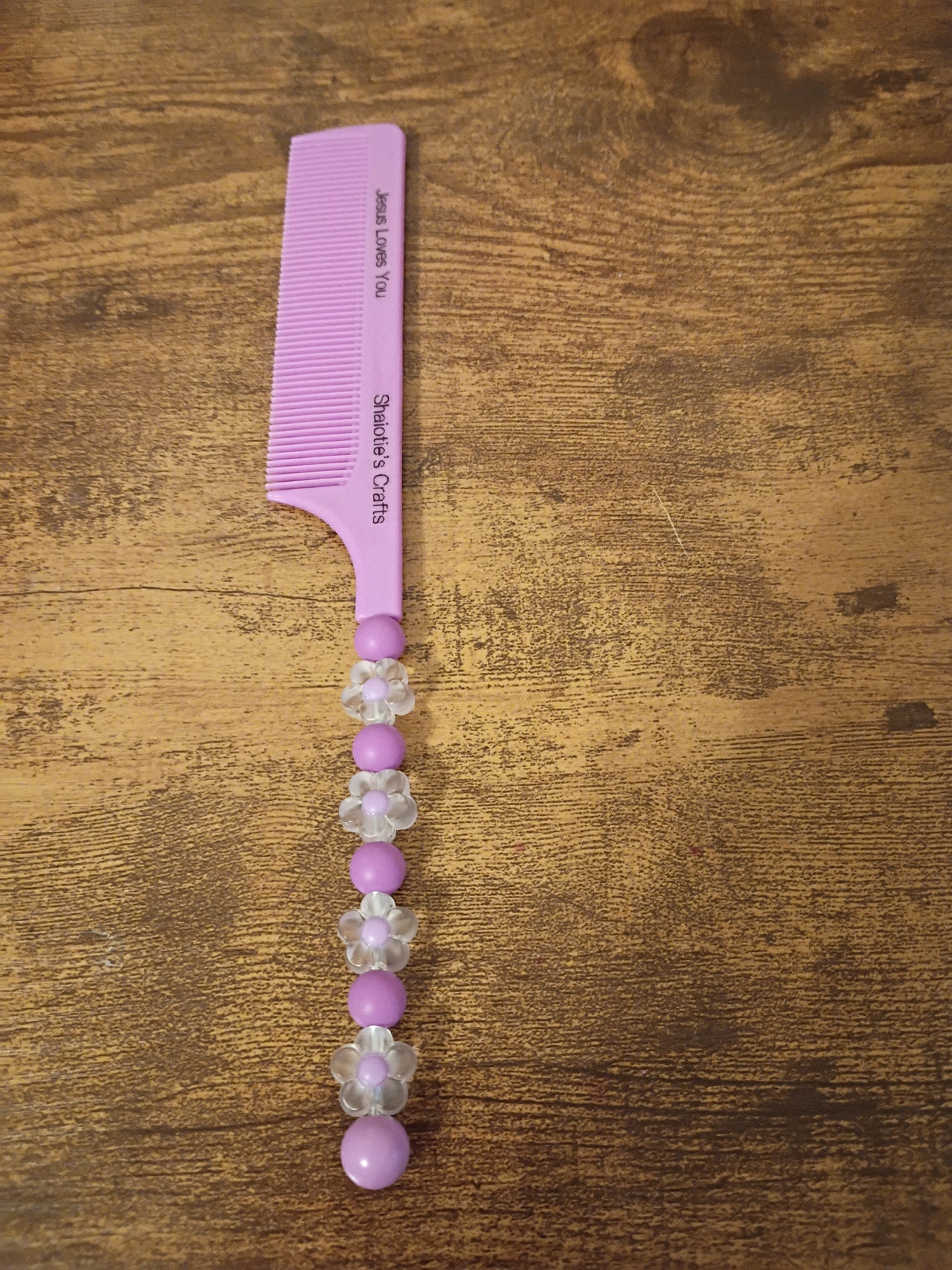 Handmade Beaded Comb made by Shaiotie's Crafts aka Shaiotie Ottermann.