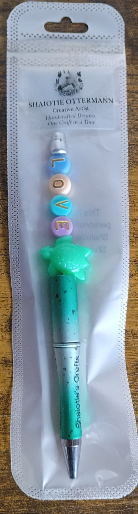 Handmade pen made by Shaiotie's Crafts aka Shaiotie Ottermann