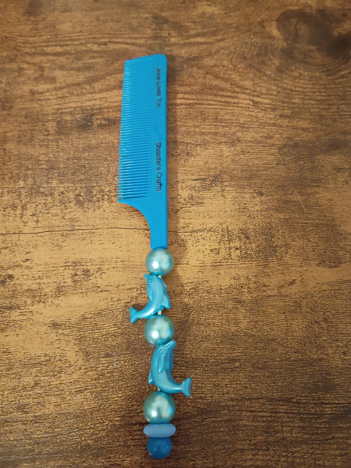Handmade Beaded Comb made by Shaiotie's Crafts aka Shaiotie Ottermann.