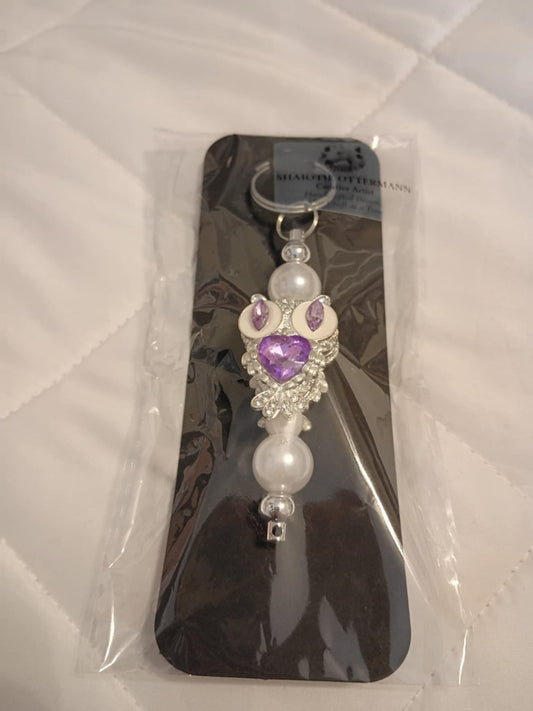 Handmade beaded keychain made by Shaiotie's Crafts aka Shaiotie Ottermann