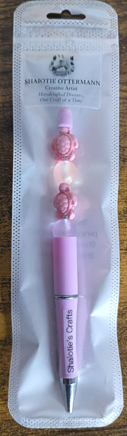 Handmade pen made by Shaiotie's Crafts aka Shaiotie Ottermann