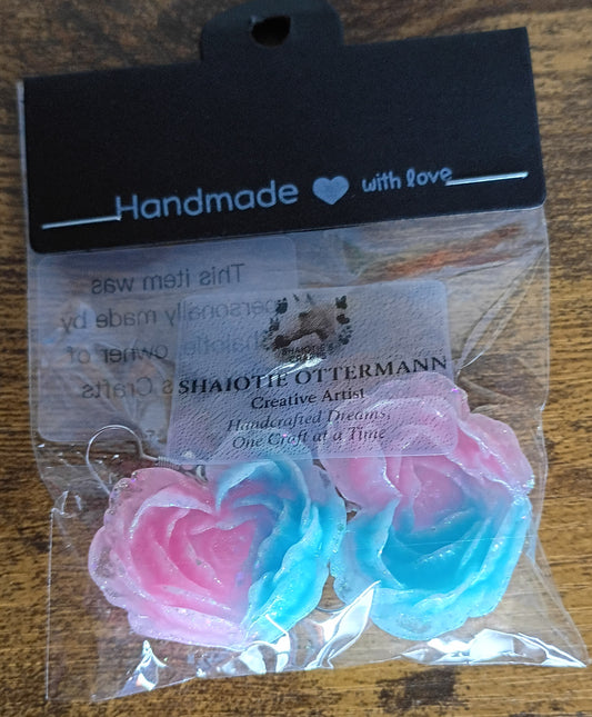 Handmade earrings made by Shaiotie's Crafts aka Shaiotie Ottermann