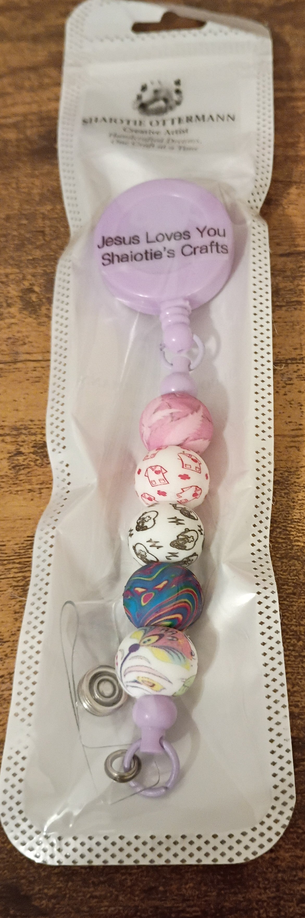Handmade Badge Holder made by Shaiotie's Crafts aka Shaiotie Ottermann.