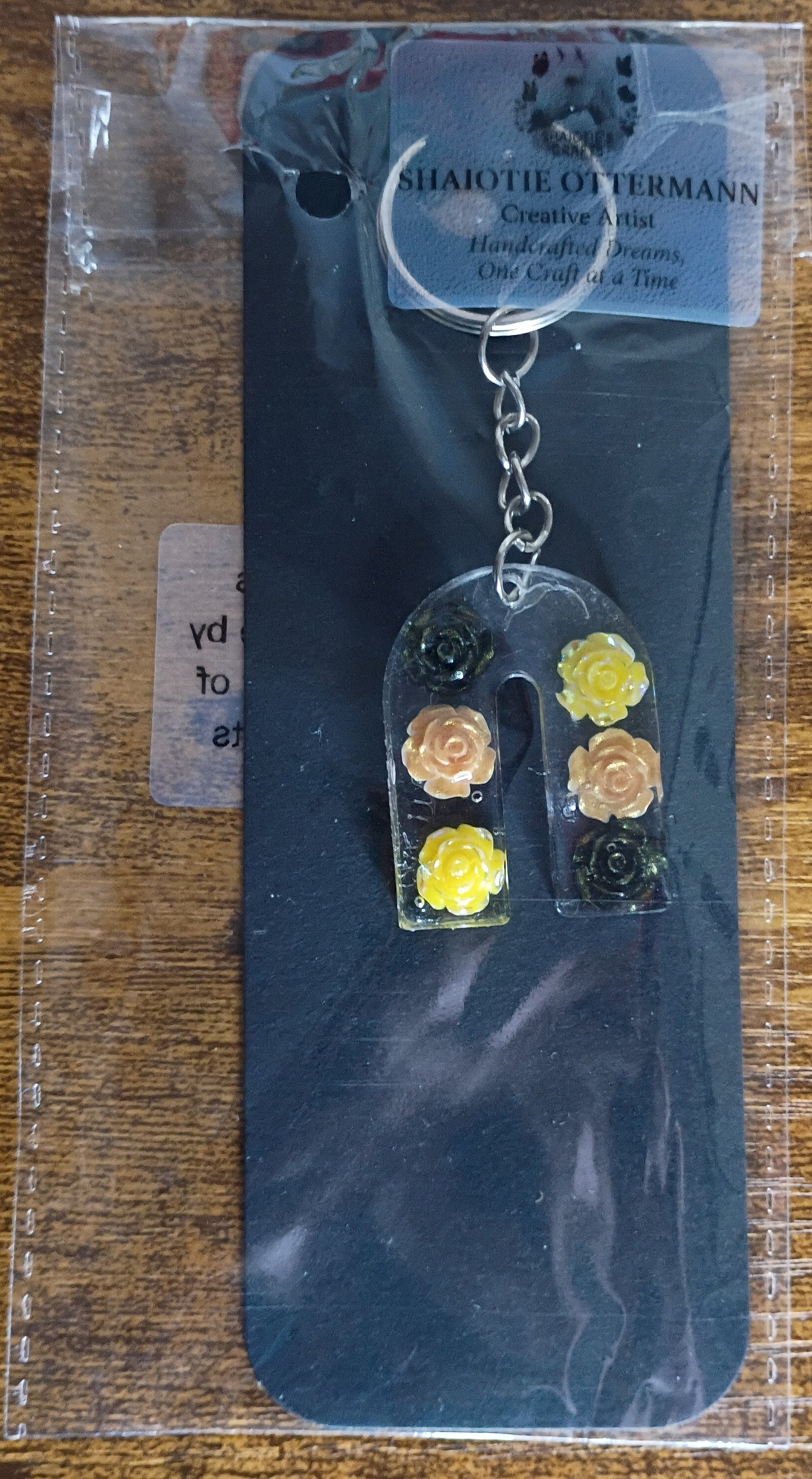 Handmade keychain made by Shaiotie's Crafts aka Shaiotie Ottermann